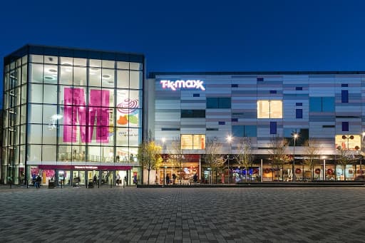 Shopping Centres in Luton